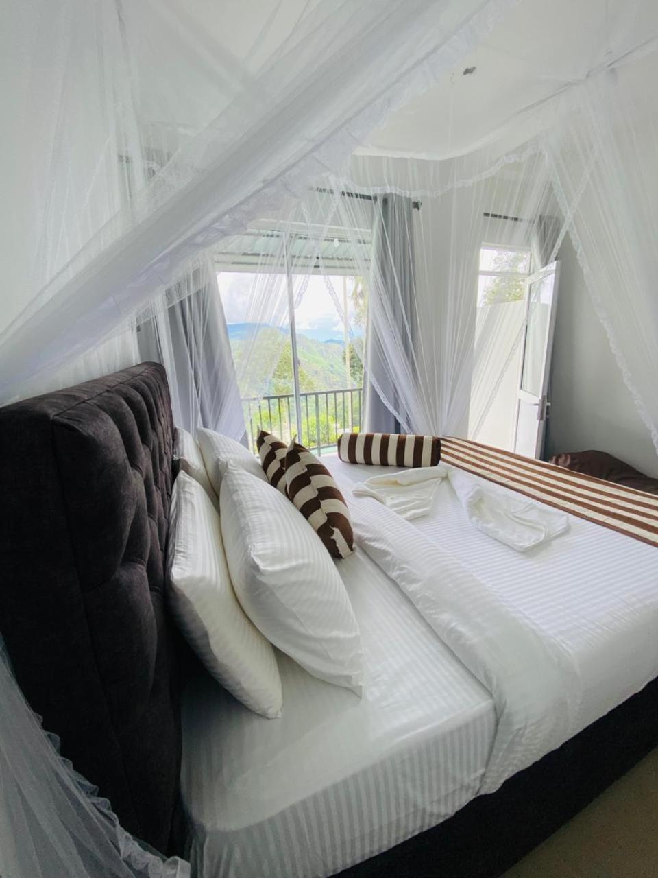Ella Nimal Nest Inn Eksteriør billede